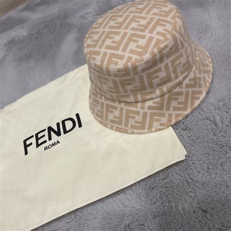 fendi バケハ レディース|ハイブランドで選ぶ、人気のレディースバケットハットおすすめ.